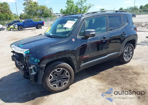 2017 Jeep Renegade Trailhawk 4X4 из США, поврежденный, VIN ZACCJBCB3HPE61900